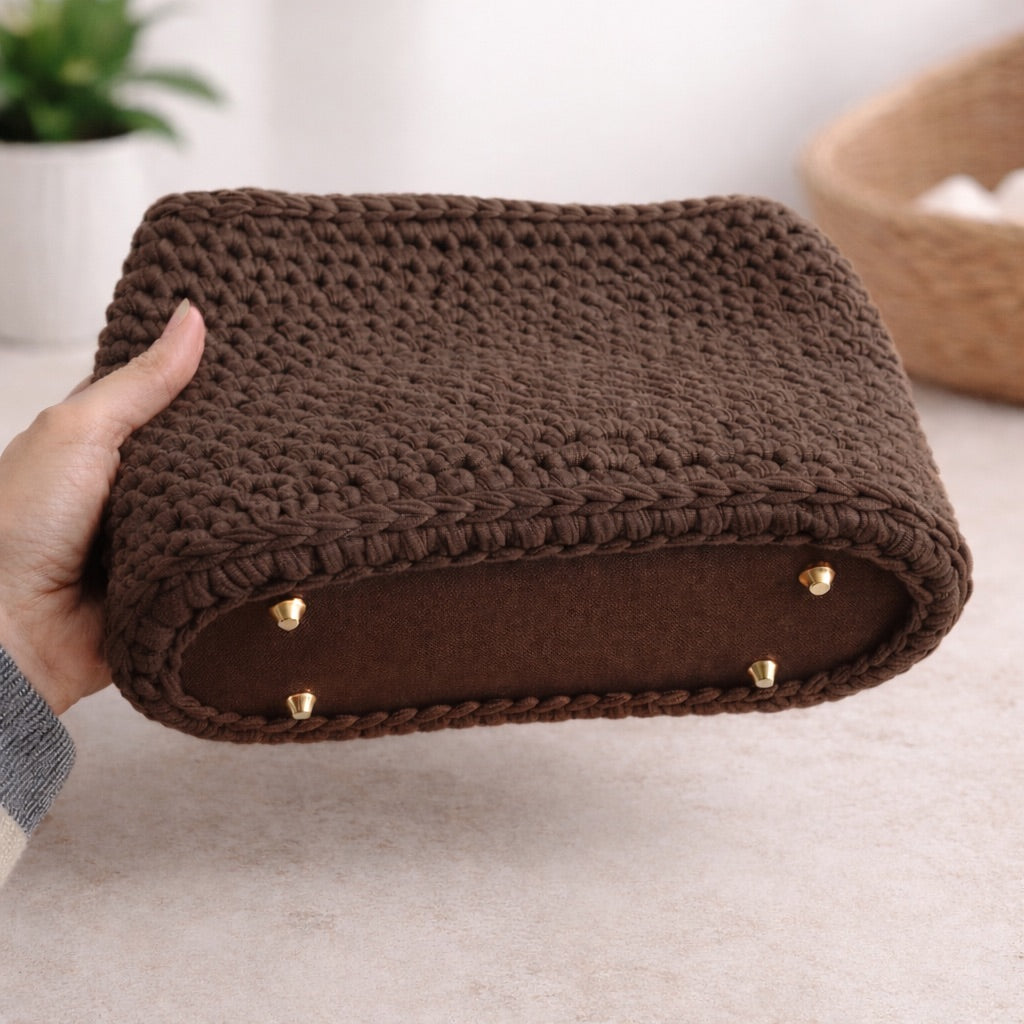 Base ovalada sintética marrón para bolsos (perforada)