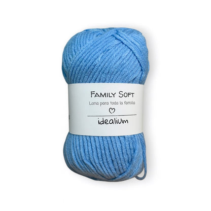 Ovillo Idealium Family Soft lana acrílica 011 azul celeste