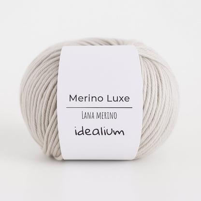 Ovillo Idealium Merino Luxe, lana merino 100% color 003
